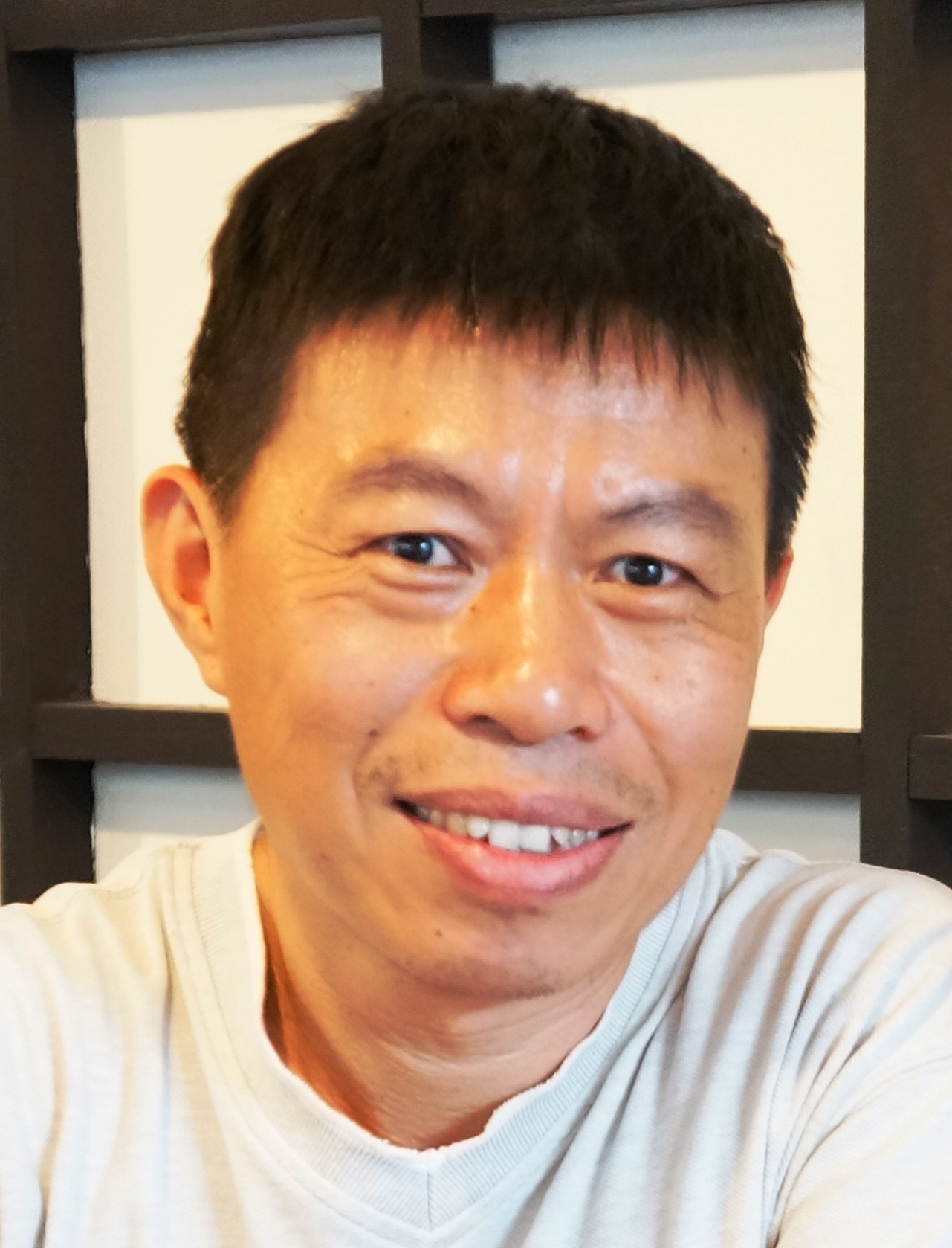 唐經洲